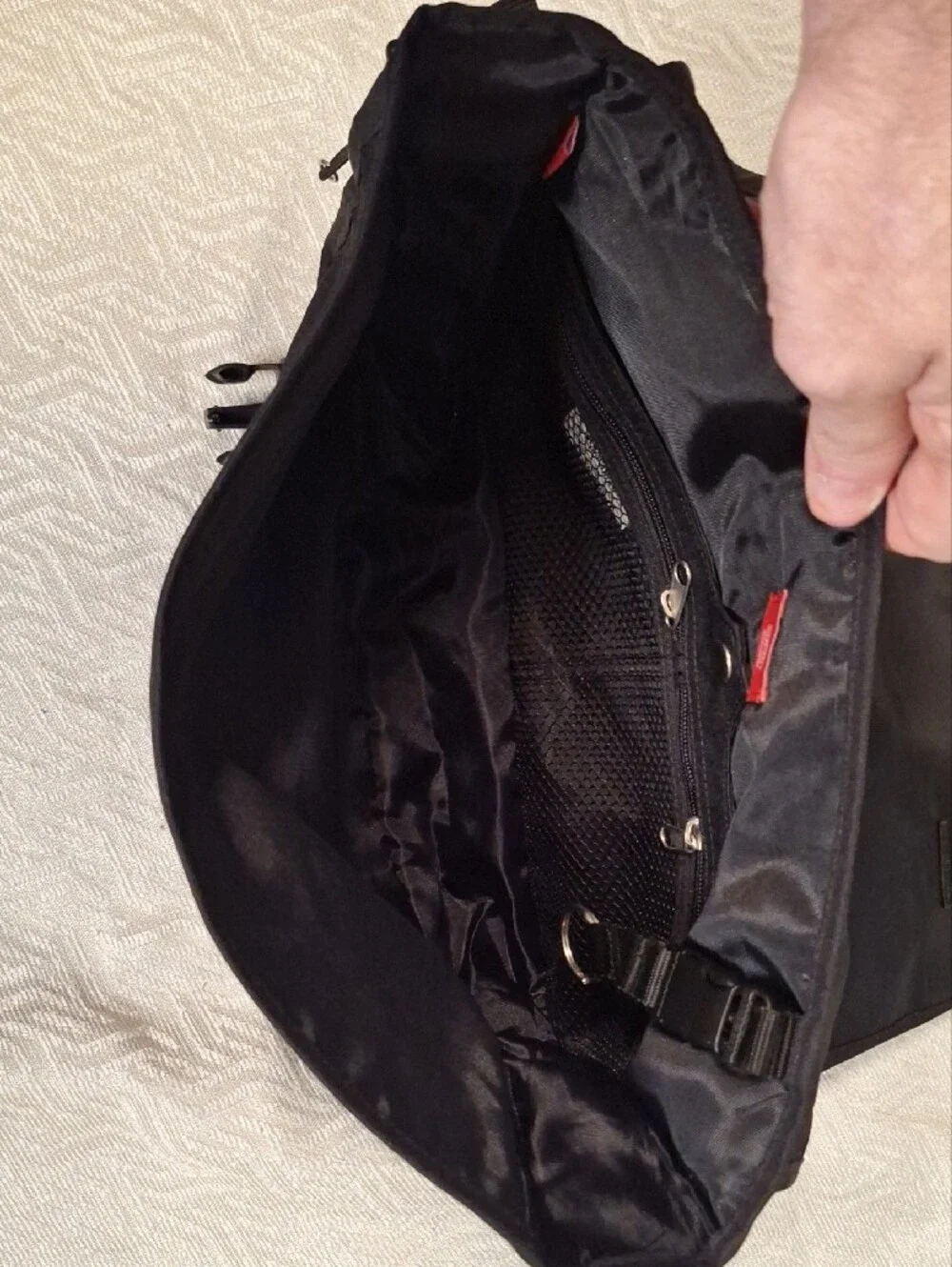 ESPIRIT Black and Gray Men's Messenger Bag with Utility Pouch